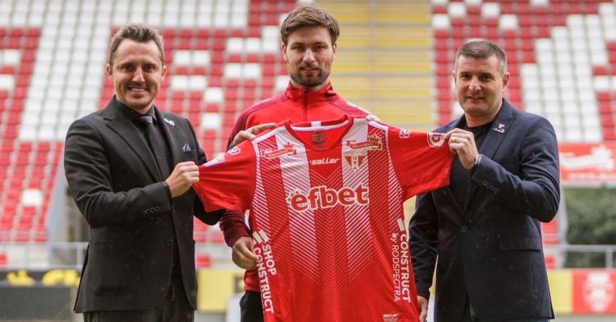 UTA și-a luat atacant care a marcat în Champions League! „Colosul ceh” a fost prezentat oficial _5