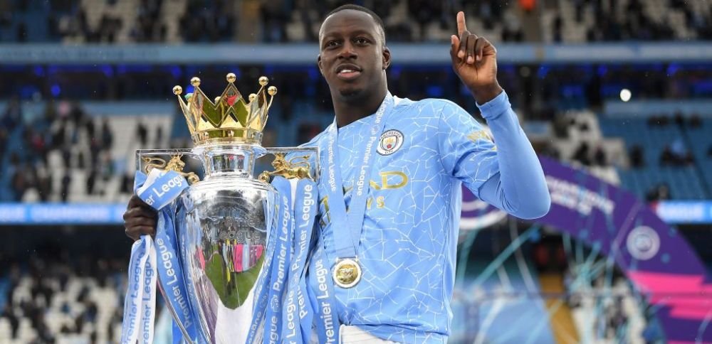 Continuă problemele pentru Mendy! Fotbalistul lui Manchester City a primit o nouă lovitură din partea instanței_9
