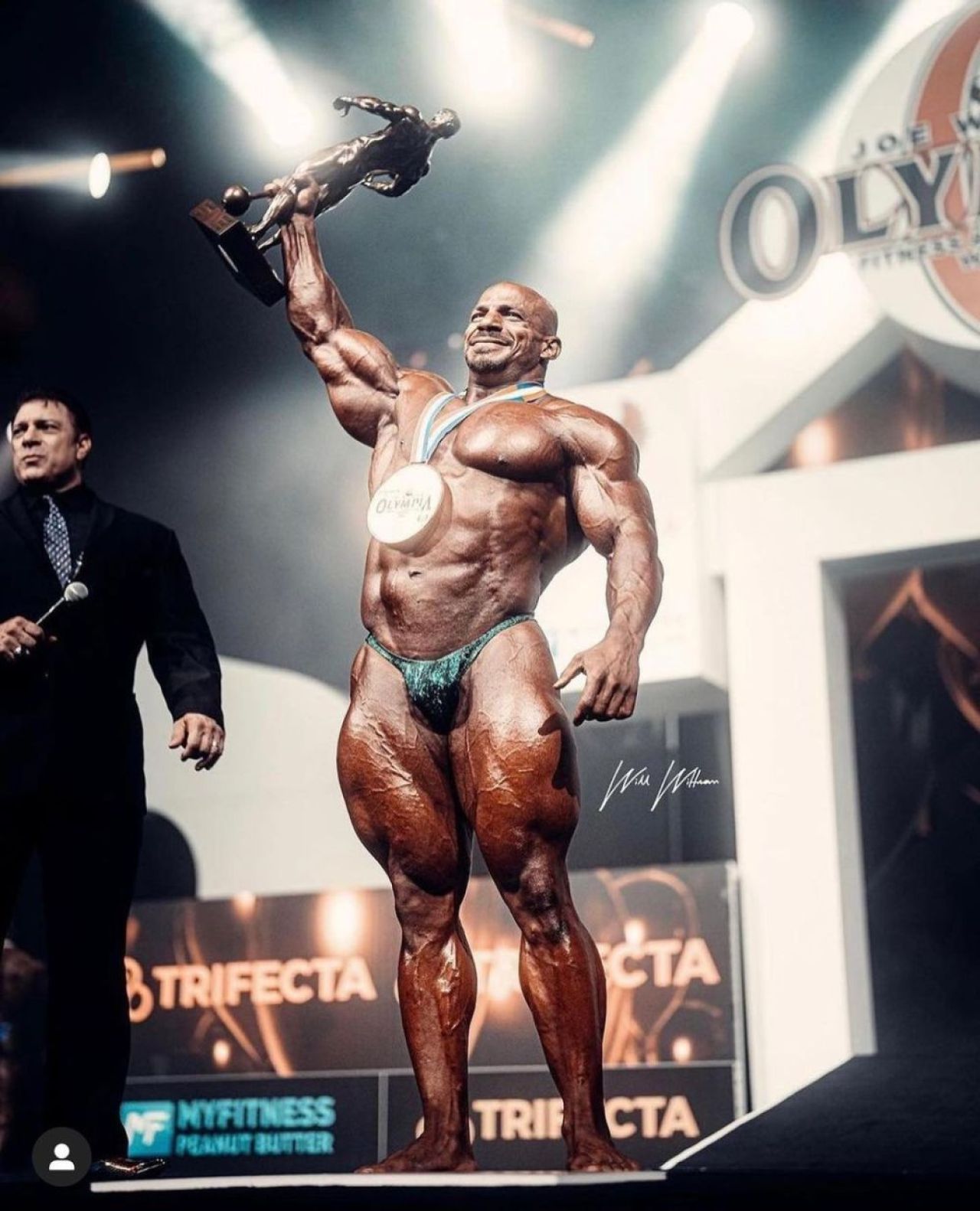 „Bestia din Egipt” a câștigat al doilea titlu consecutiv la Mr. Olympia! Big Ramy i-a uimit pe jurați cu formele sale _6