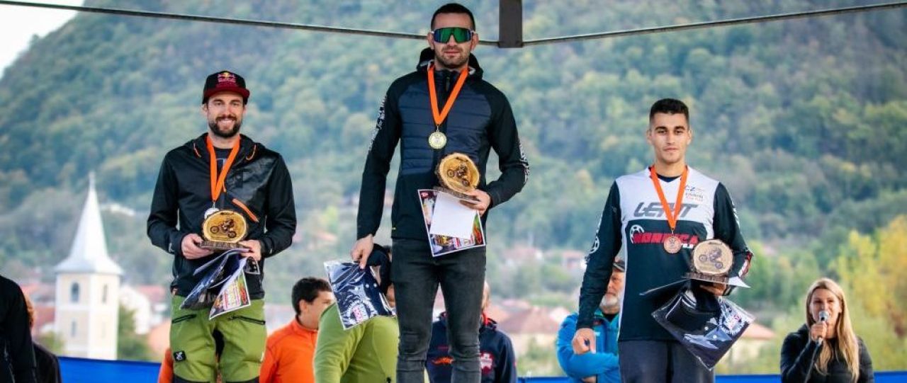 Norbi câștigă Campionatul Național de HARD ENDURO pe GASGAS_1