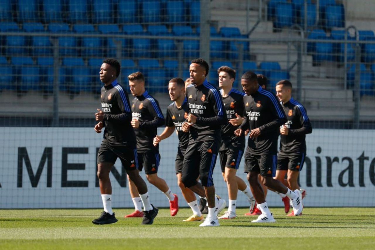 Șeicul miliardar de la Newcastle poate da lovitura! Perez vrea să scape de patru jucători de la Real Madrid _6