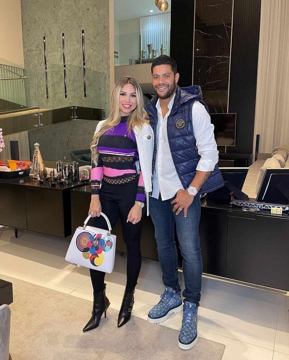După ce s-a căsătorit cu nepoata fostei soții, trăiește și a doua tinerețe fotbalistică!_18