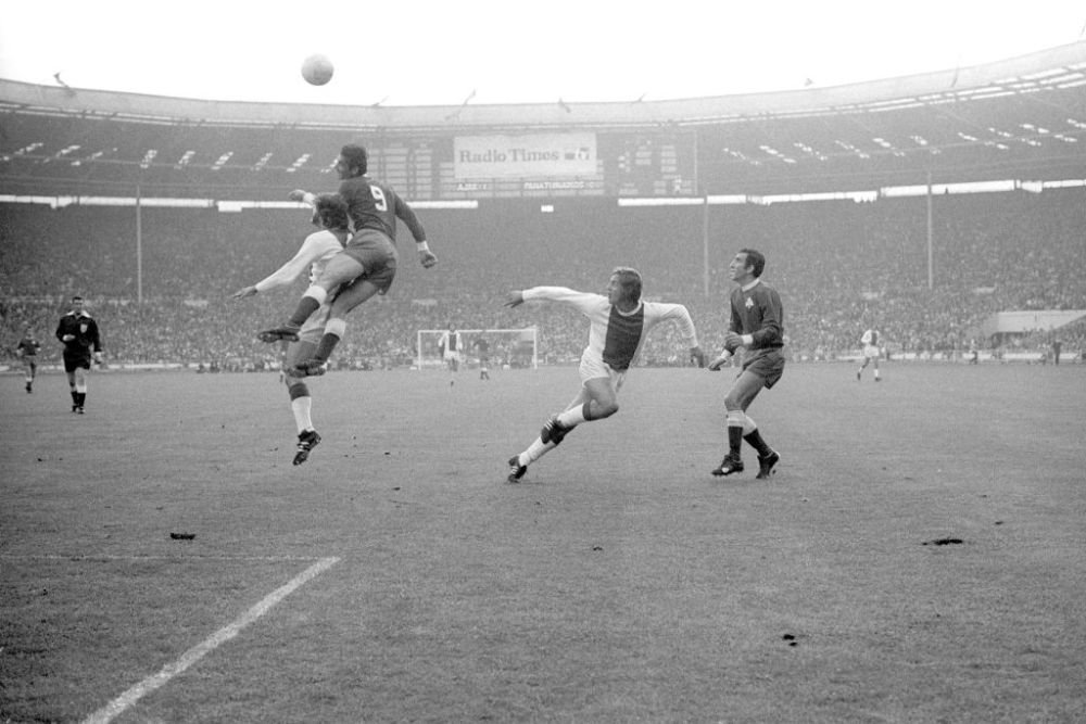 SPECIAL | Cum au surprins inventatorii „fotbalului total”? Perioada de glorie a lui Ajax Amsterdam alături de un antrenor român_11