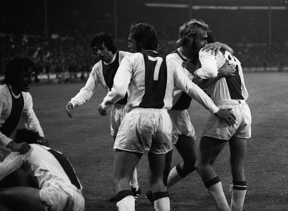 SPECIAL | Cum au surprins inventatorii „fotbalului total”? Perioada de glorie a lui Ajax Amsterdam alături de un antrenor român_12