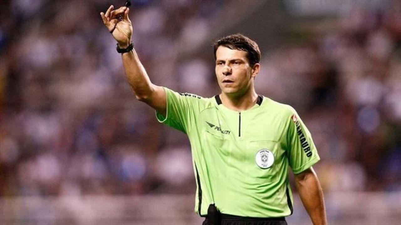 SPECIAL I Arbitrul de top care a păcălit moartea. Nu o dată, ci de trei ori!_3