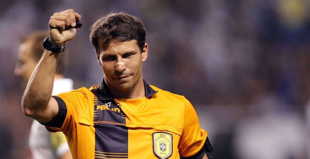 SPECIAL I Arbitrul de top care a păcălit moartea. Nu o dată, ci de trei ori!_4