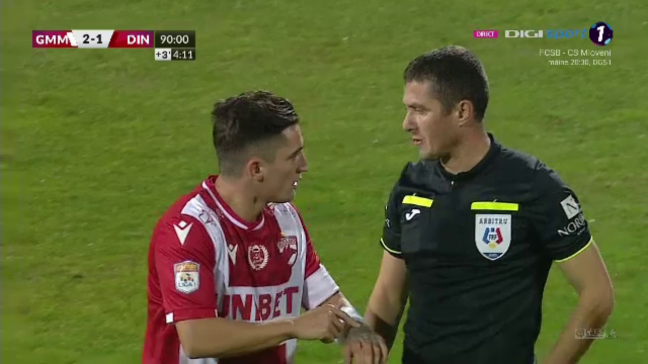 Gest incredibil făcut de Steliano Filip la finalul meciului cu Mediaș! S-a dus direct la arbitru_8