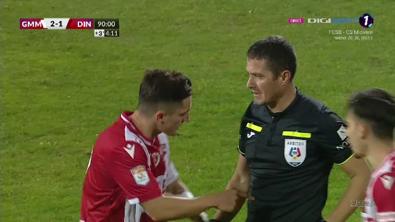 Gest incredibil făcut de Steliano Filip la finalul meciului cu Mediaș! S-a dus direct la arbitru_10