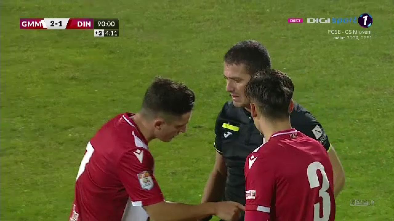 Gest incredibil făcut de Steliano Filip la finalul meciului cu Mediaș! S-a dus direct la arbitru_13