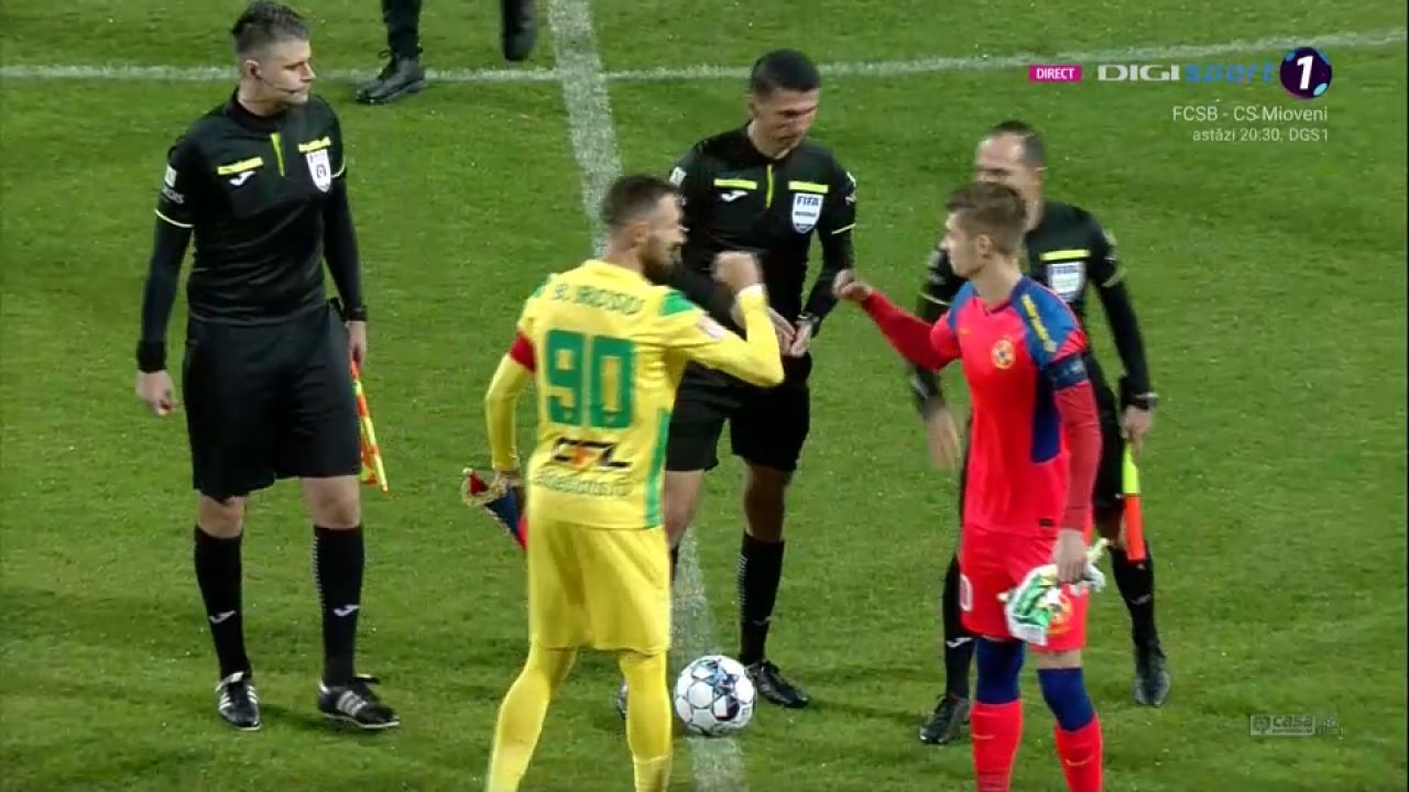 FCSB a rămas fără sponsorul principal. Cum arată noul echipament și câți bani au pierdut _1