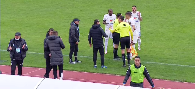  FC Argeș - Farul 2-1 | Prepeliță îl învinge pe Hagi și își continuă seria de invincibilitate_6