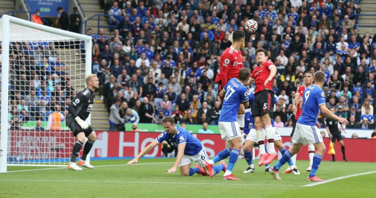 Ruptură între Ronaldo și Solskjaer? Gestul superstarului de la finalul meciului cu Leicester_2