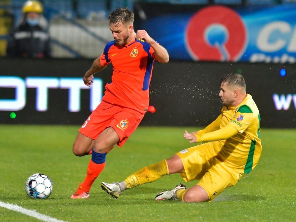 Dezastru la FCSB! Roș-albaștrii au mai pierdut un jucător: „Are glezna cât un pepene galben!”_3