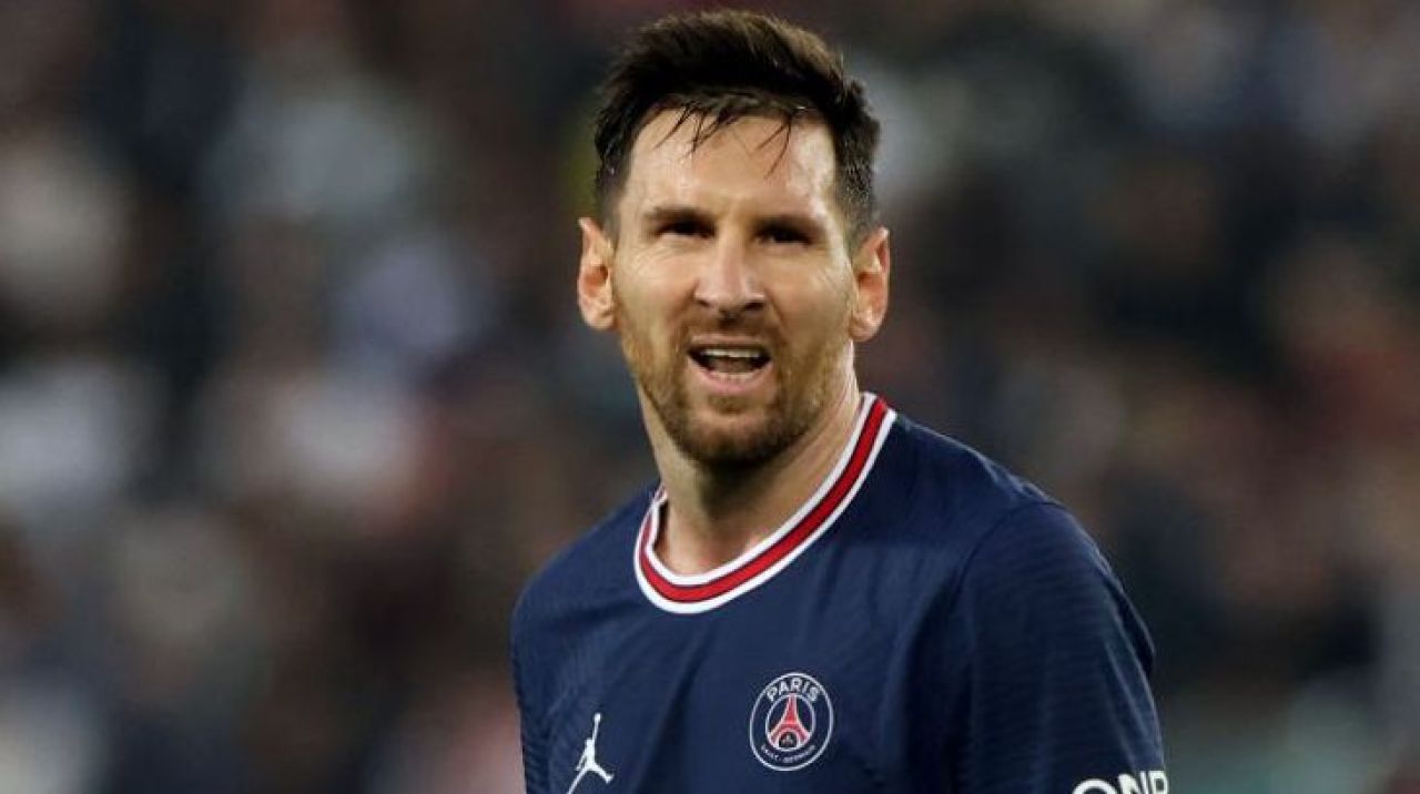 „Ți-o dau pe mama!” Micuțul suporter, dispus să facă orice pentru tricoul lui Messi_2