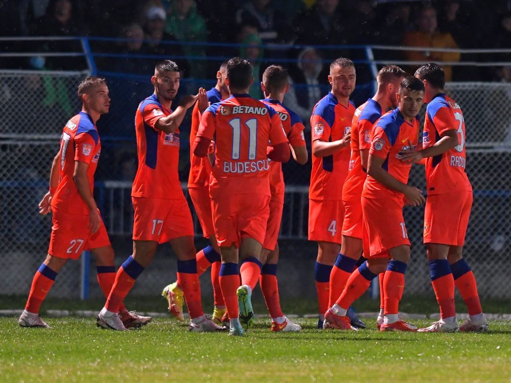 S-a aflat verdictul în cazul accidentării lui Miron! Ce are fundașul FCSB-ului și cât va lipsi_2