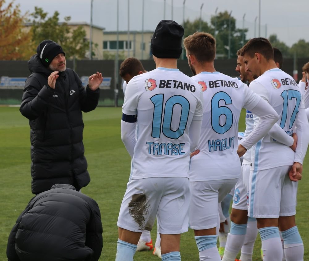 S-a aflat verdictul în cazul accidentării lui Miron! Ce are fundașul FCSB-ului și cât va lipsi_3