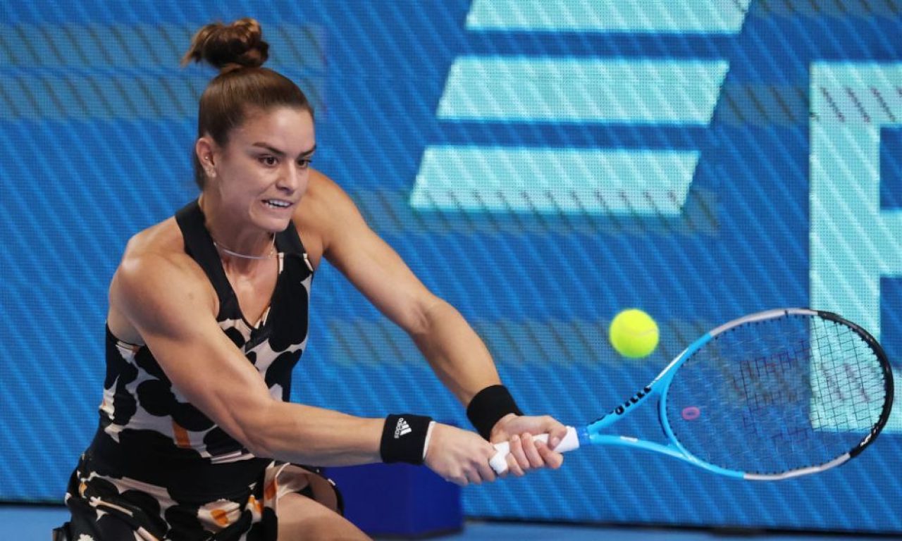 „Lovește mingea diferit!” Reacția Mariei Sakkari după ce a eliminat-o pe Halep în sferturi la Moscova _2