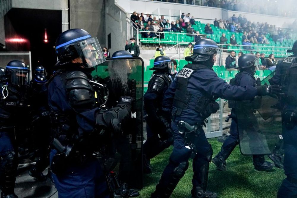 Haos în Franța! Un meci a fost întrerupt după ce fanii au cerut demiterea antrenorului_5