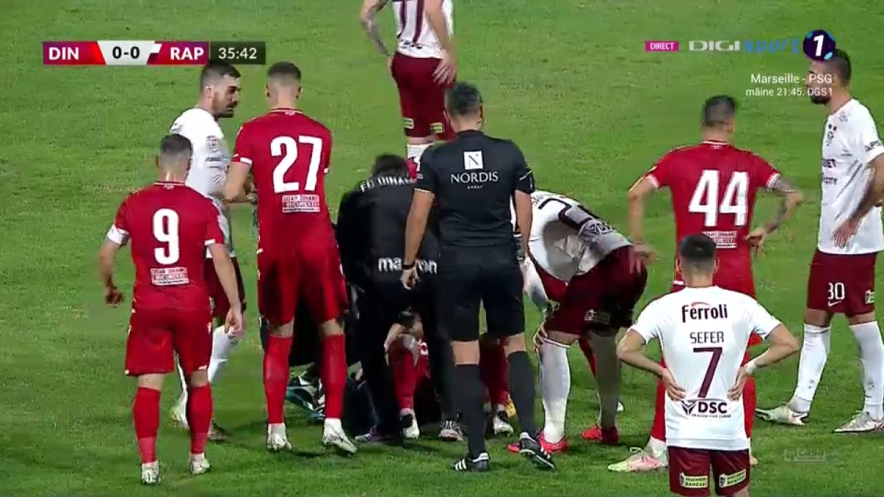 Momente de panică la Dinamo - Rapid! Răuță a căzut la pământ și a cerut rapid intervenția medicilor _1