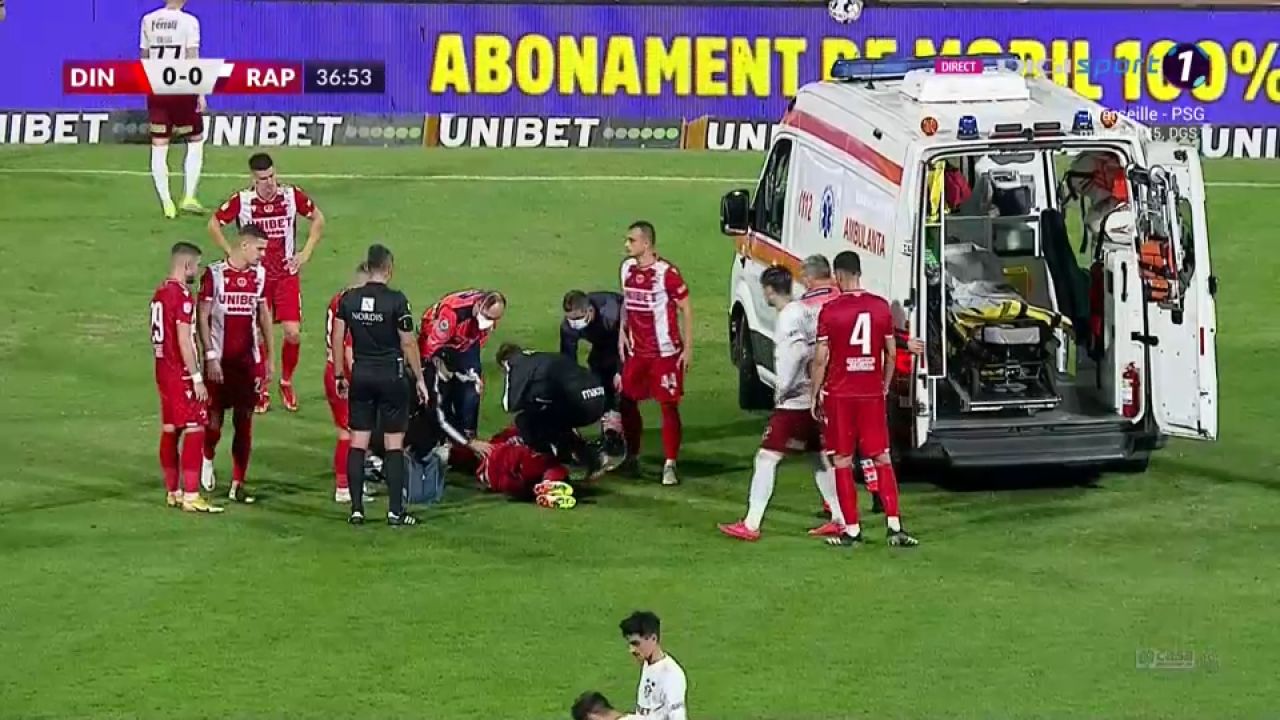 Momente de panică la Dinamo - Rapid! Răuță a căzut la pământ și a cerut rapid intervenția medicilor _11