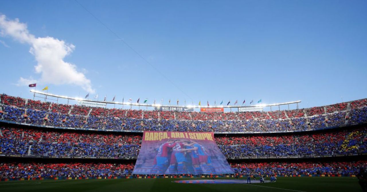 „Acum și pentru totdeauna!” Coregrafie spectaculoasă pe Camp Nou pregătită de suporteri _5