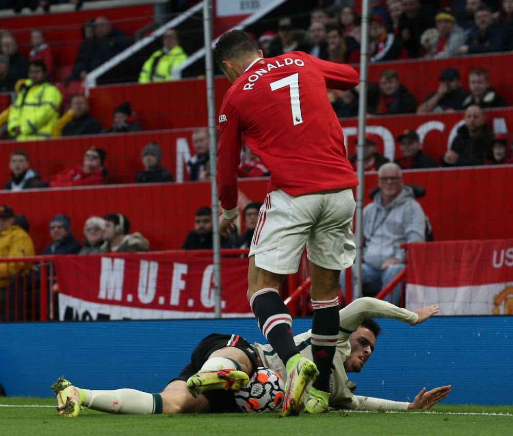 Liverpool a distrus-o pe Manchester United la ea acasă! ”Cormoranii”, lecție de fotbal pentru Ronaldo și colegii săi_9