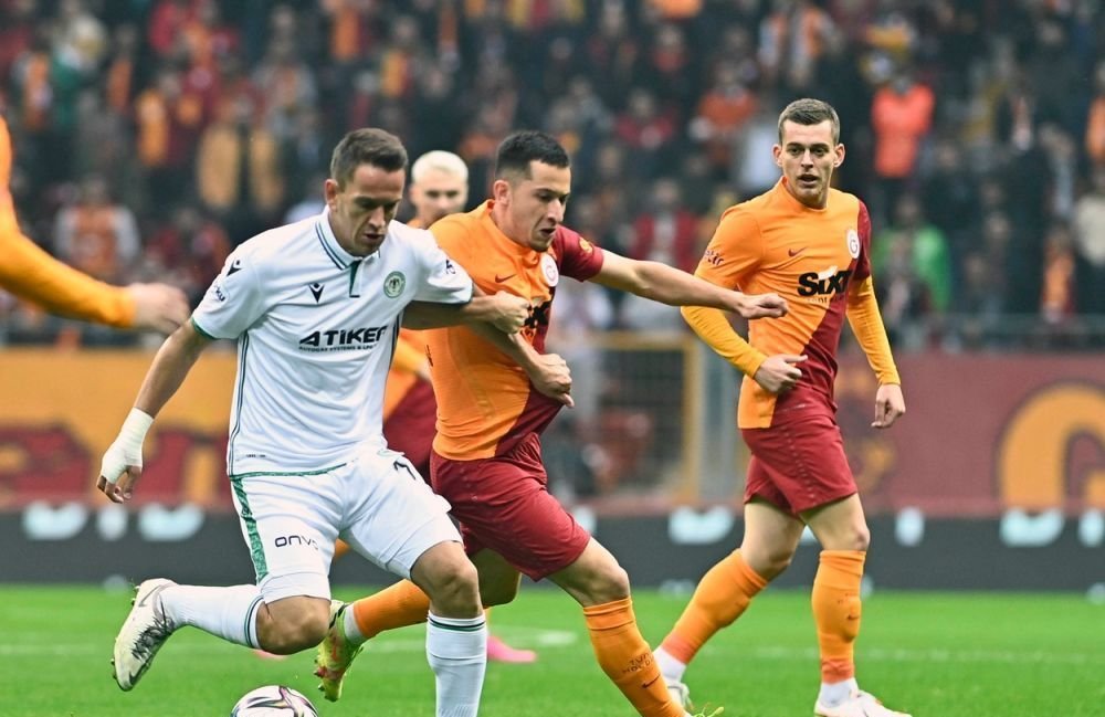 Ireal! &Icirc;n al c&acirc;telea derby Beșiktaș-Galatasaray din istorie vor juca azi Moruțan și Cic&acirc;ldău