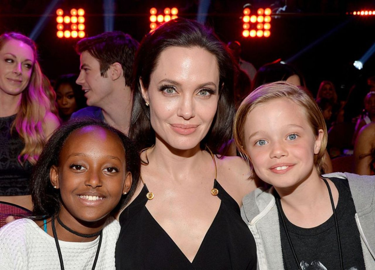 Își dorea să fie băiat, dar între timp a luat o decizie radicală. Cum a fost surprinsă Shiloh Jolie-Pitt_6
