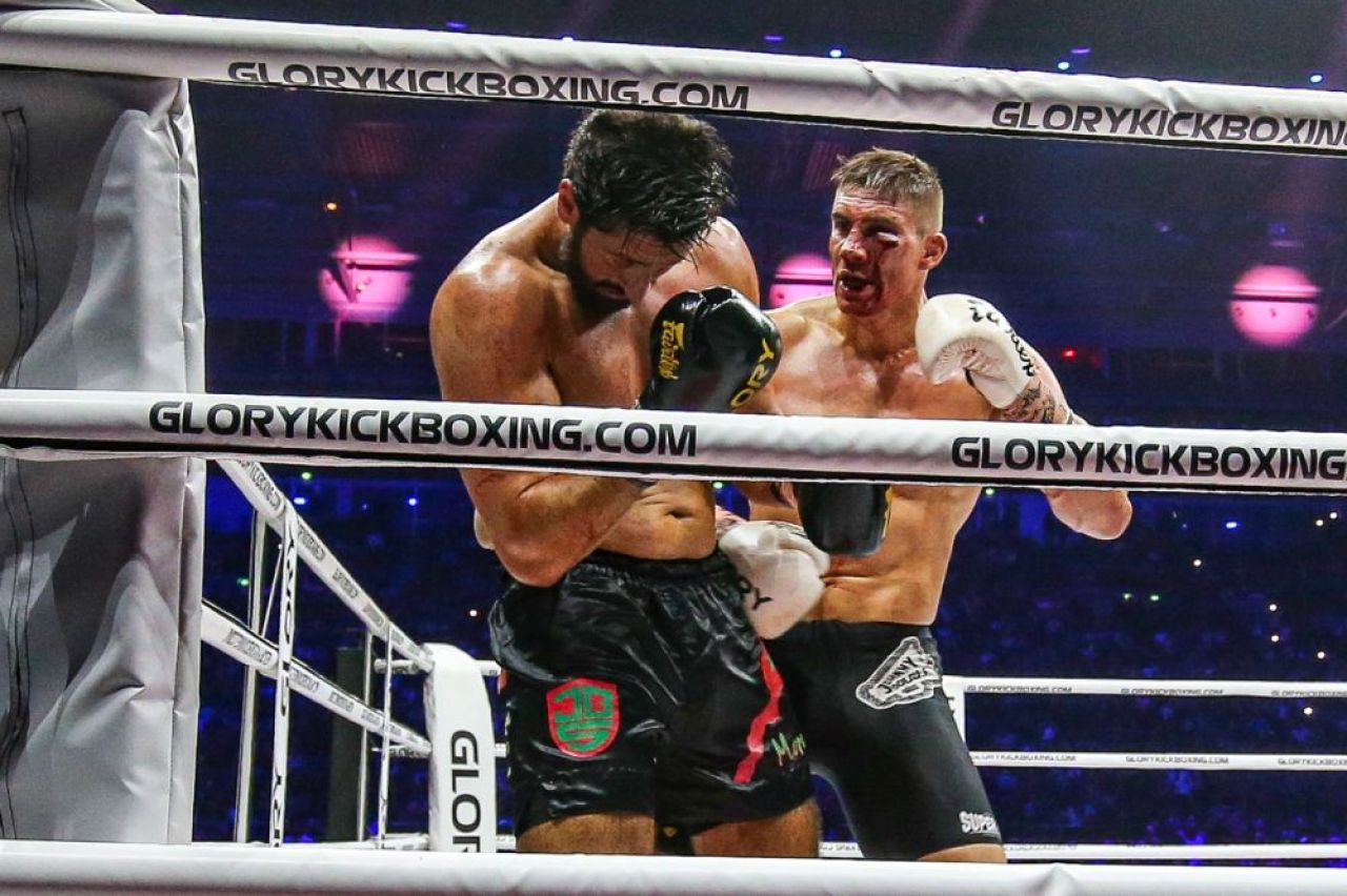 Rico Verhoeven este de neoprit! L-a învins pe Jamal cu un ochi închis după ce a încasat o lovitură dură! Imagini cu impact emoțional_7