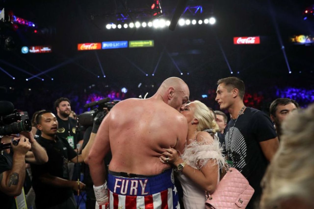 Frumoasa soție a lui Tyson Fury face anunțul momentului: ”La 35 de ani se va retrage! Nu mi-ar plăcea să continue”_1