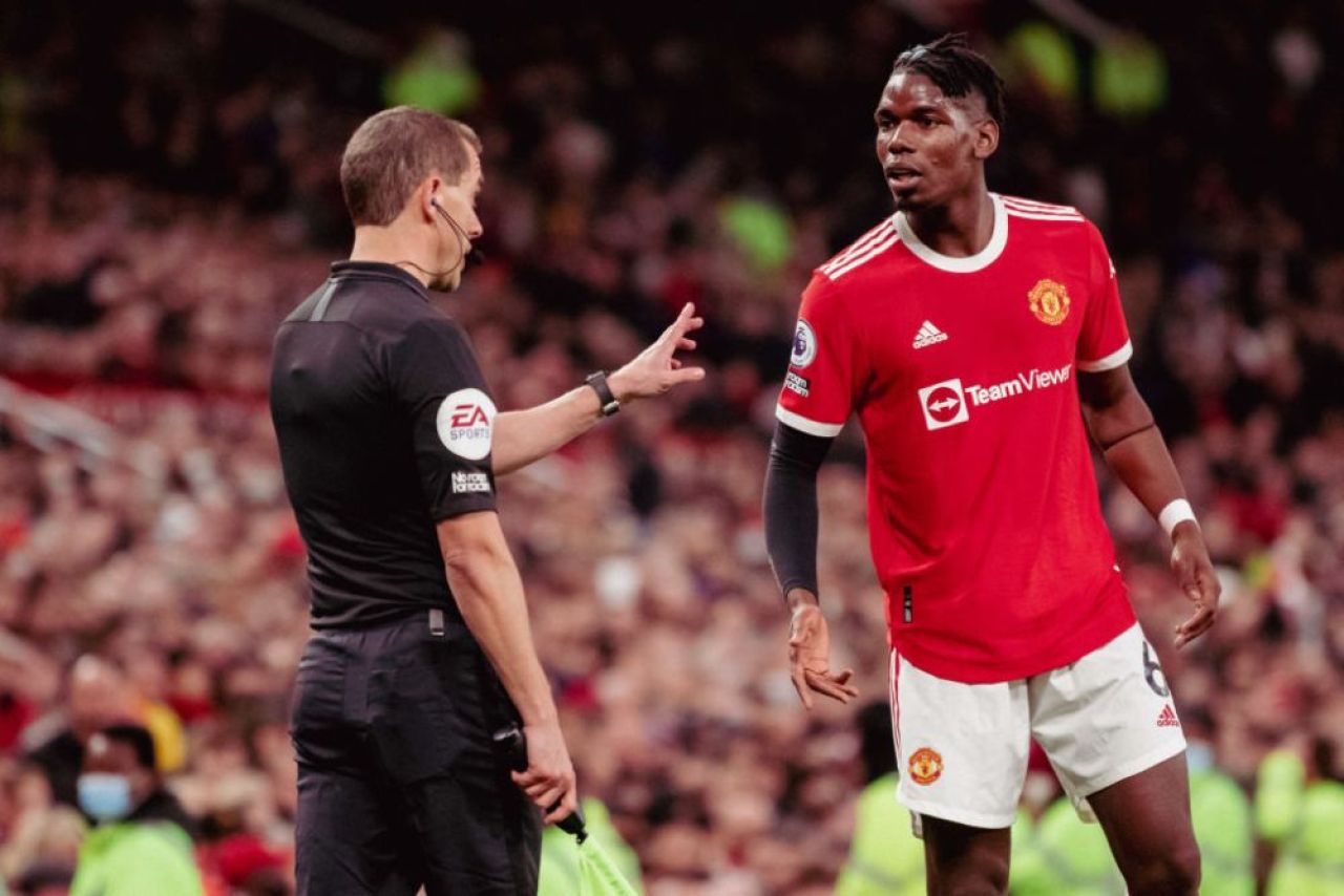 „Nu ar trebui să mai joace! E lipsă de respect!” Starul lui United, făcut praf de o legendă a clubului după umilința cu Liverpool_6