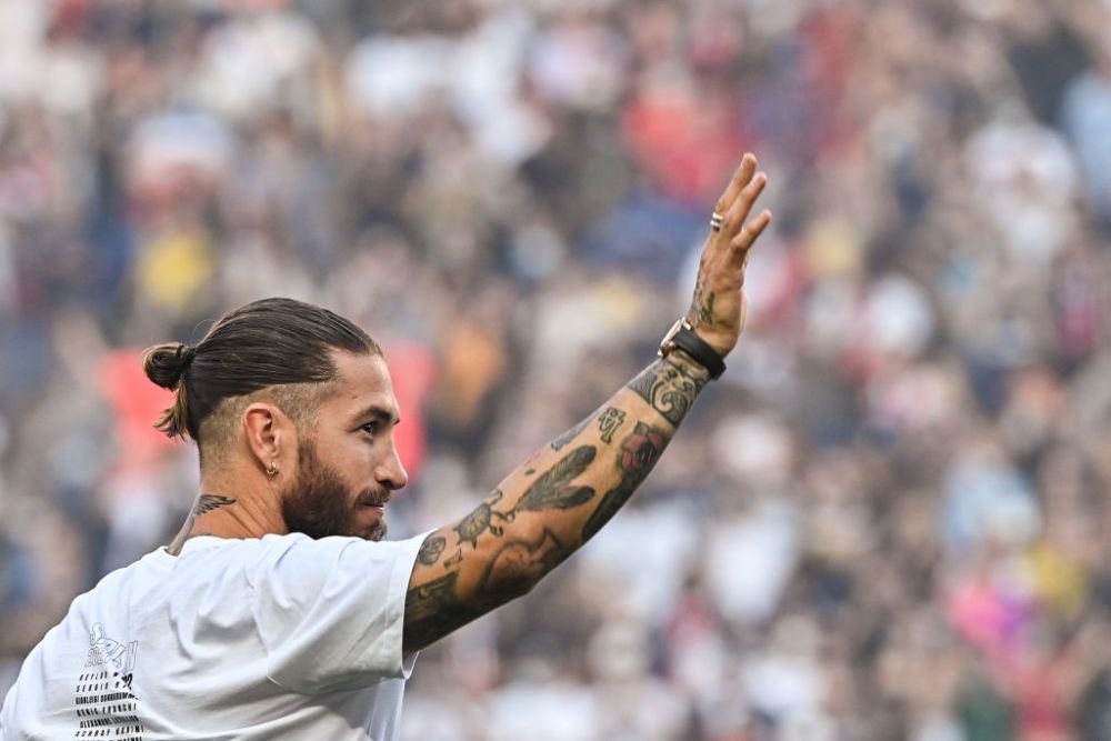 Lui Sergio Ramos nu-i priește Parisul! Fundașul spaniol și-a amânat din nou debutul pentru PSG _3