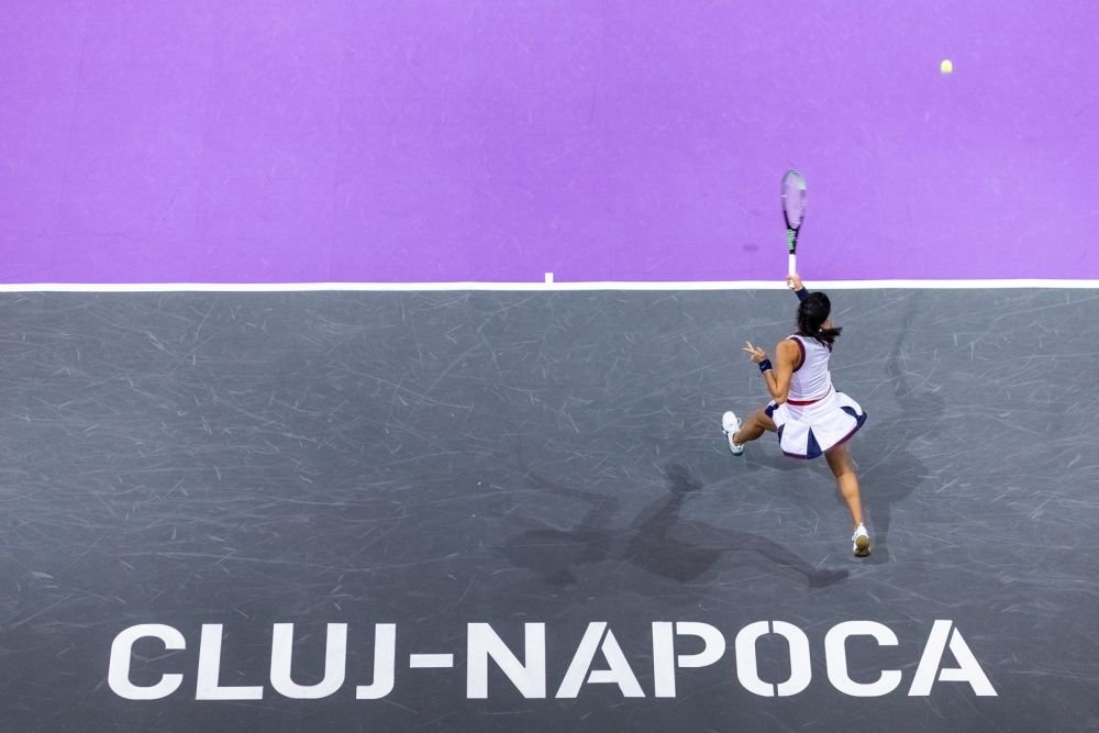Emma Răducanu, spectatoare de lux la meciul Simonei Halep. De unde a văzut meciul Toni Iuruc și de ce nu a stat în lojă_3