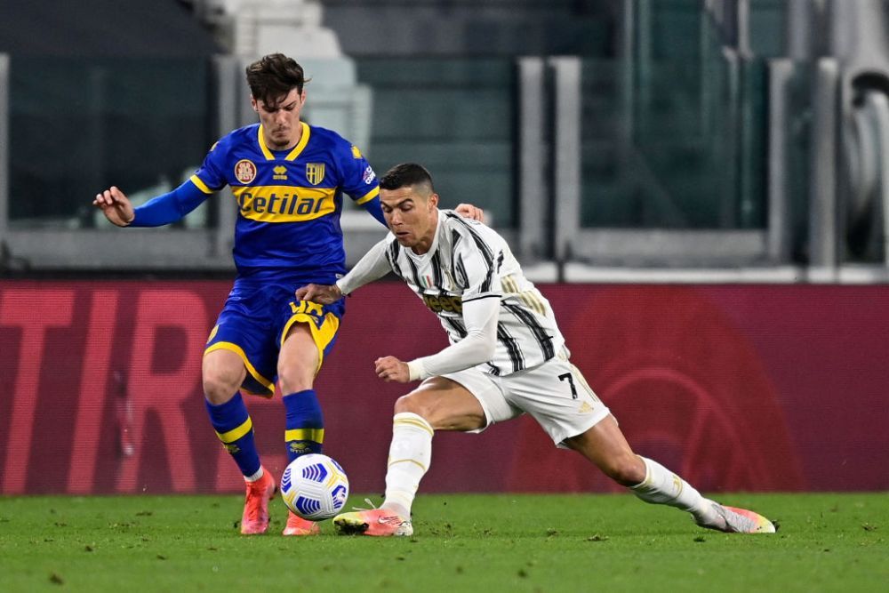 Mesajul antrenorului Parmei pentru Dennis Man: „Asta trebuie să facă!”_6