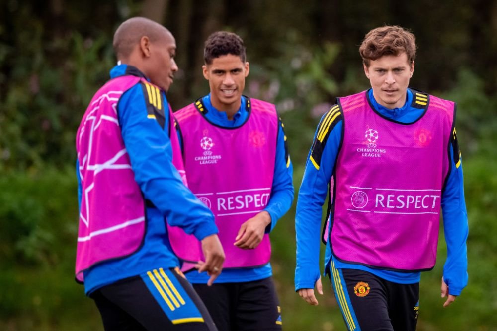 Motiv de bucurie pentru fanii lui Manchester United! „Stâlpul” apărării a revenit înaintea programului de foc _2