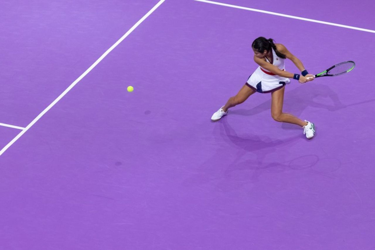 „Mi-a plăcut să joc împotriva unei românce!” Gest incredibil: ce a făcut Emma Răducanu cu trofeul câștigat la US Open_3