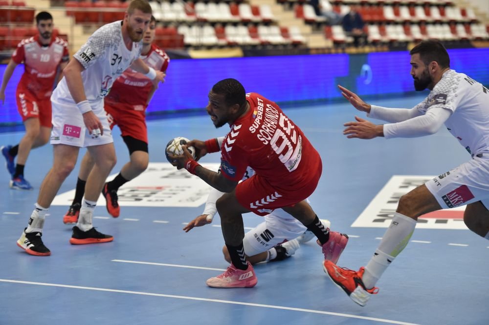 Victorie colosală! Dinamo o învinge pe Veszprem în Liga Campionilor la handbal masculin_4