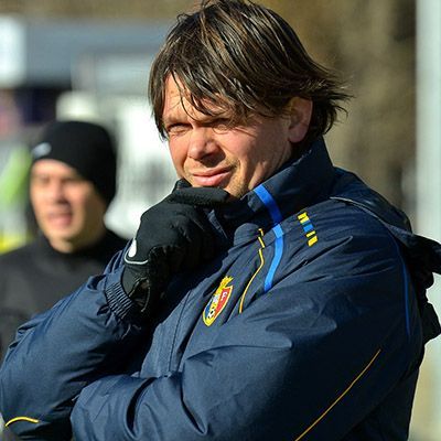 Al câtelea fotbalist moldovean de la Dinamo este Cătălin Carp. Primul basarabean a jucat în ”Ștefan cel Mare” acum 20 de ani_15