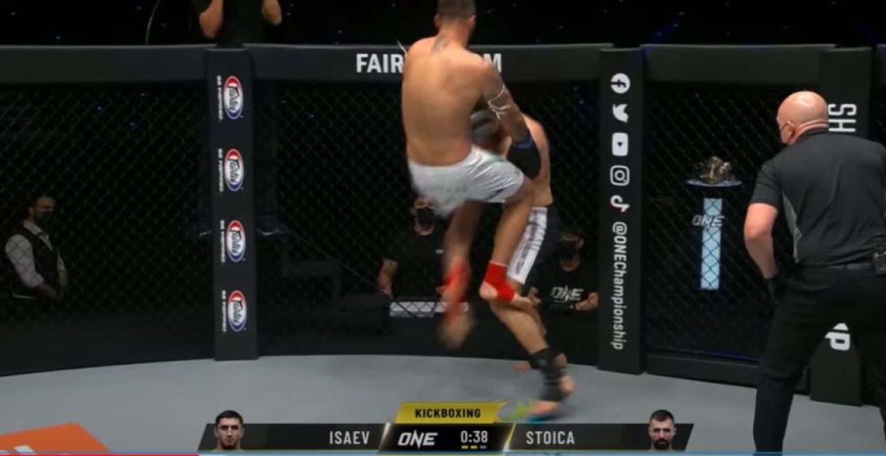 Bogdan Stoica, debut cu înfrângere în ONE Championship, deși și-a trimis adversarul la podea. KO spectaculos_2