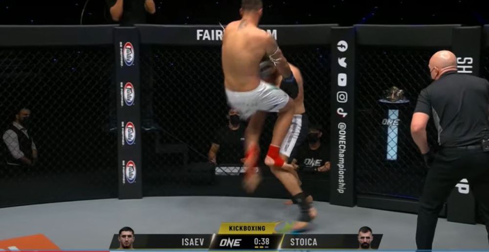 Bogdan Stoica, debut cu înfrângere în ONE Championship, deși și-a trimis adversarul la podea. KO spectaculos_2