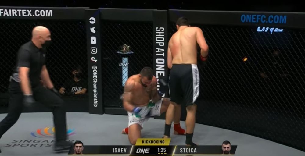 Bogdan Stoica, debut cu înfrângere în ONE Championship, deși și-a trimis adversarul la podea. KO spectaculos_6