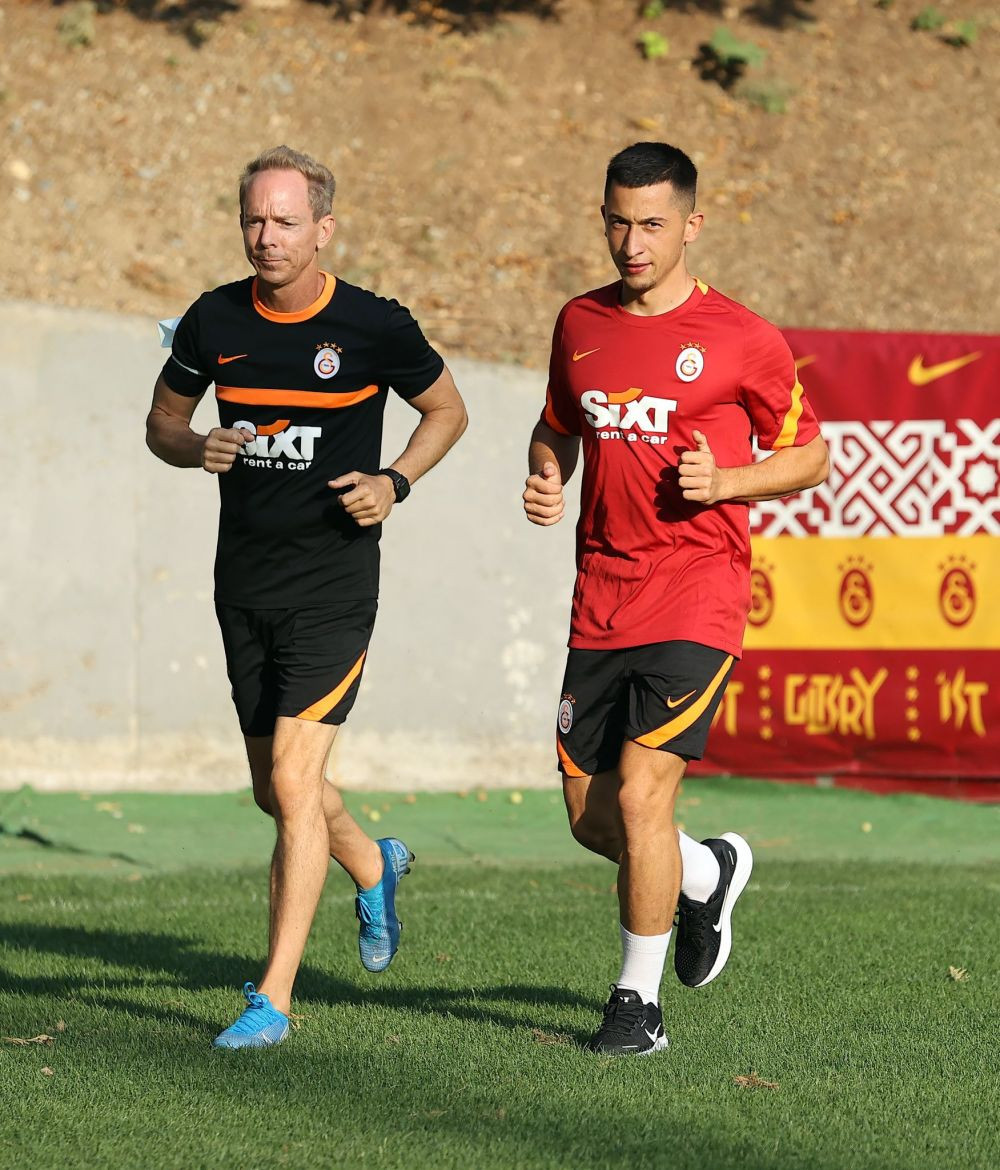 Moruțan, scos țap ispășitor după ce Galatasaray a pierdut duelul cu Beşiktaş: „Rolul său trebuie reconsiderat!”_9