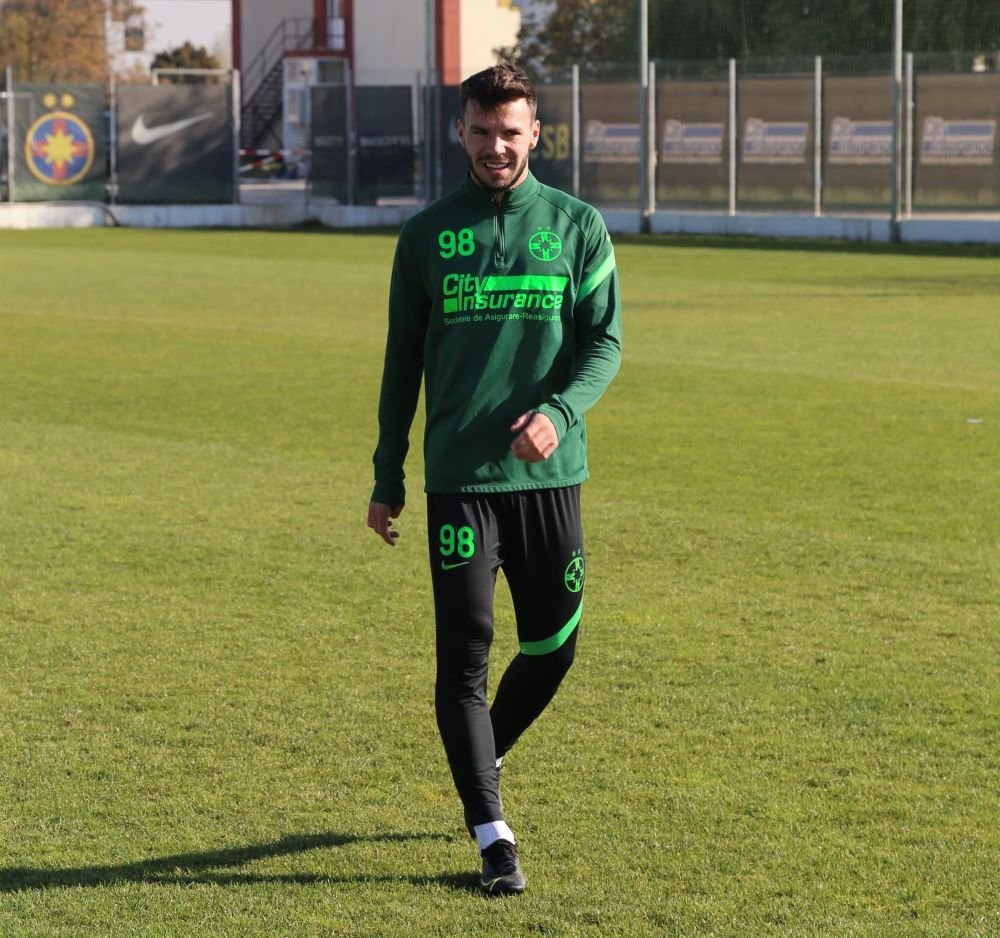 Edi Iordănescu se confruntă cu o nouă problemă după ce FCSB a scăpat de focarul de coronavirus: „Asta s-a întâmplat!”_5