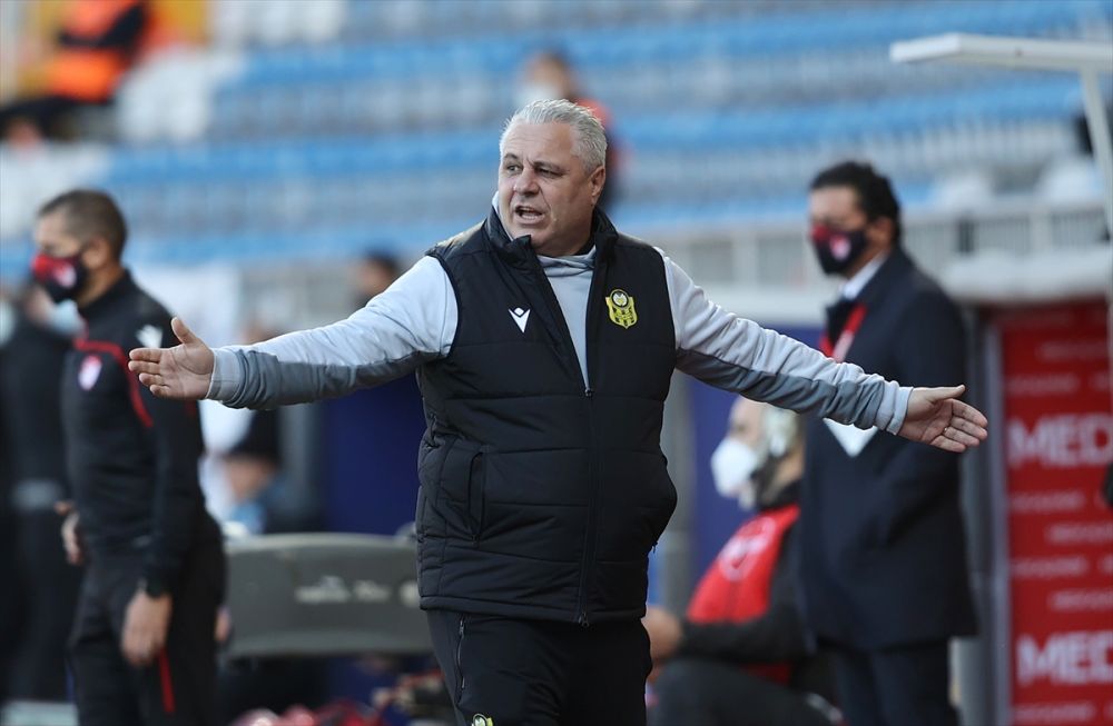 Executat de Sadiku! Șumudică a făcut show la primul eșec la Malatyaspor_1