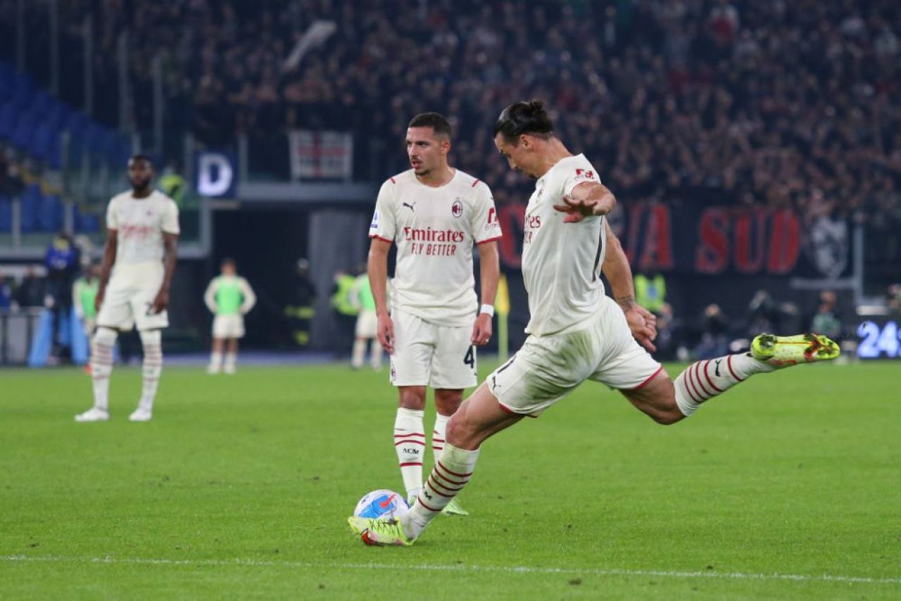 Zlatan încă poate! :) 400 de goluri la 40 de ani! A înscris din lovitură liberă împotriva Romei lui Mourinho _1