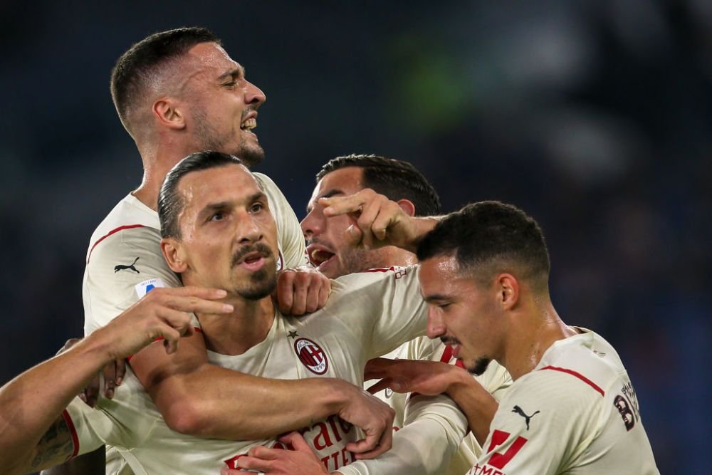 Zlatan încă poate! :) 400 de goluri la 40 de ani! A înscris din lovitură liberă împotriva Romei lui Mourinho _4