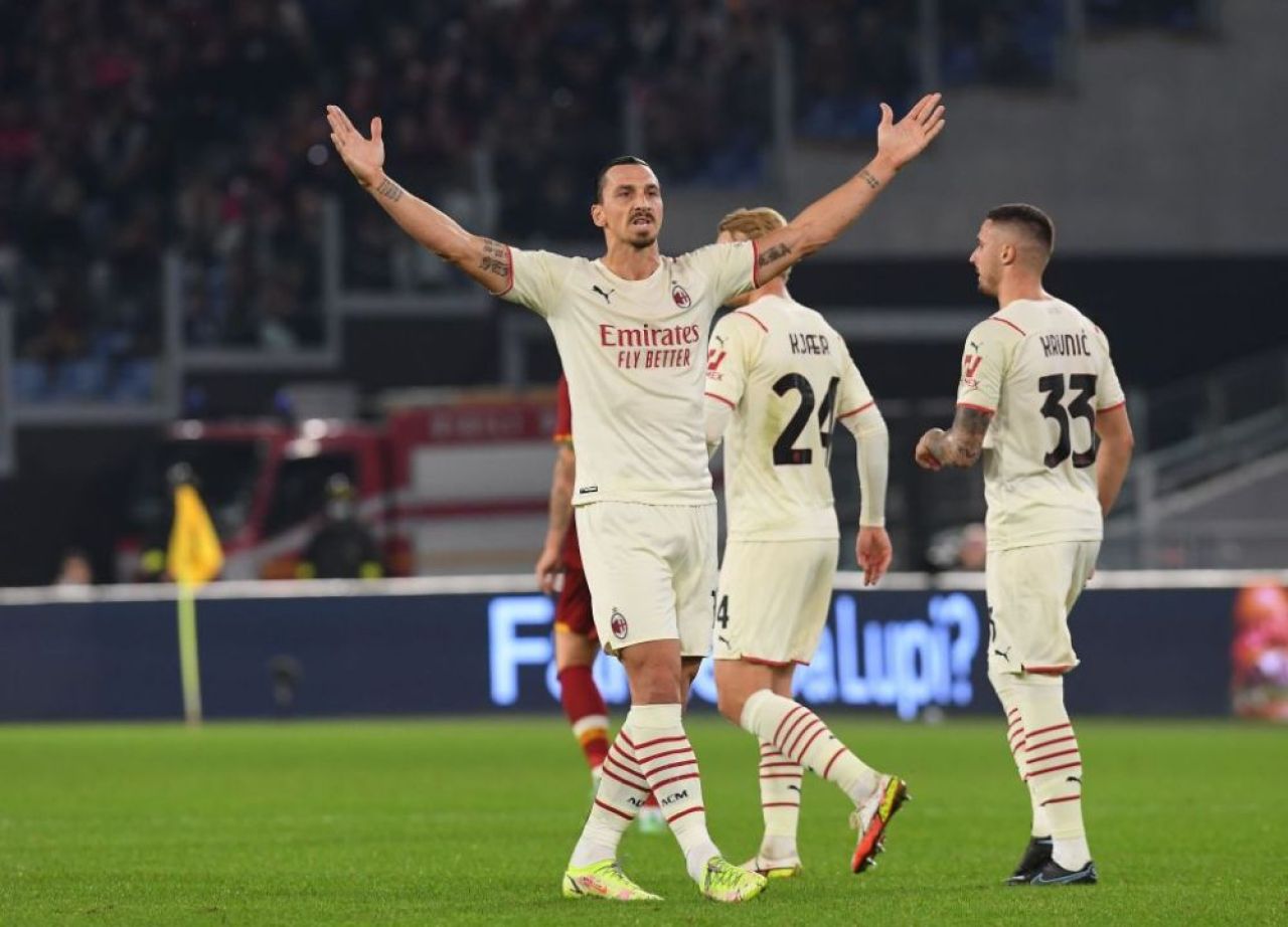 Zlatan încă poate! :) 400 de goluri la 40 de ani! A înscris din lovitură liberă împotriva Romei lui Mourinho _14