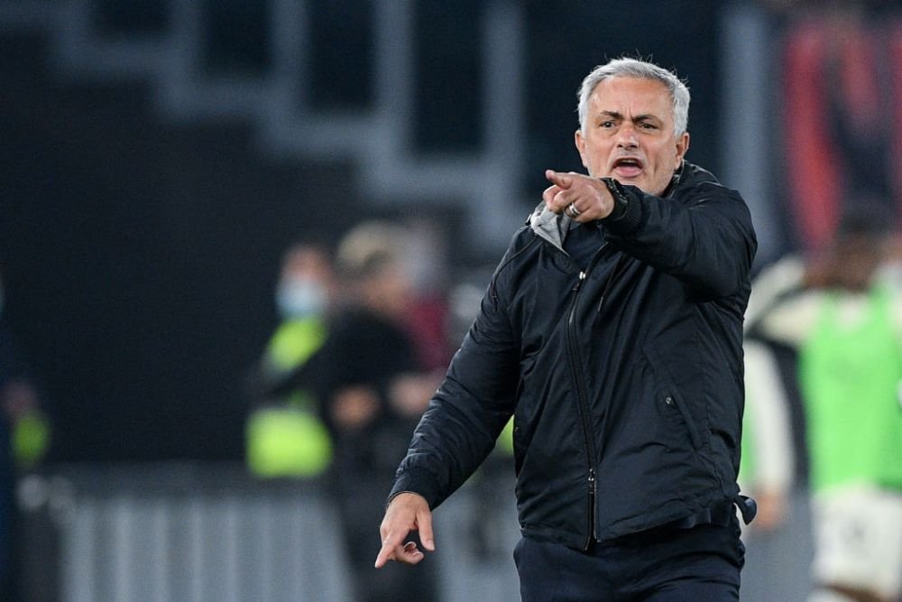 Jose Mourinho, interviu de doar 23 de secunde după &icirc;nfr&acirc;ngerea cu Milan. Motivul pentru care a plecat aproape instant