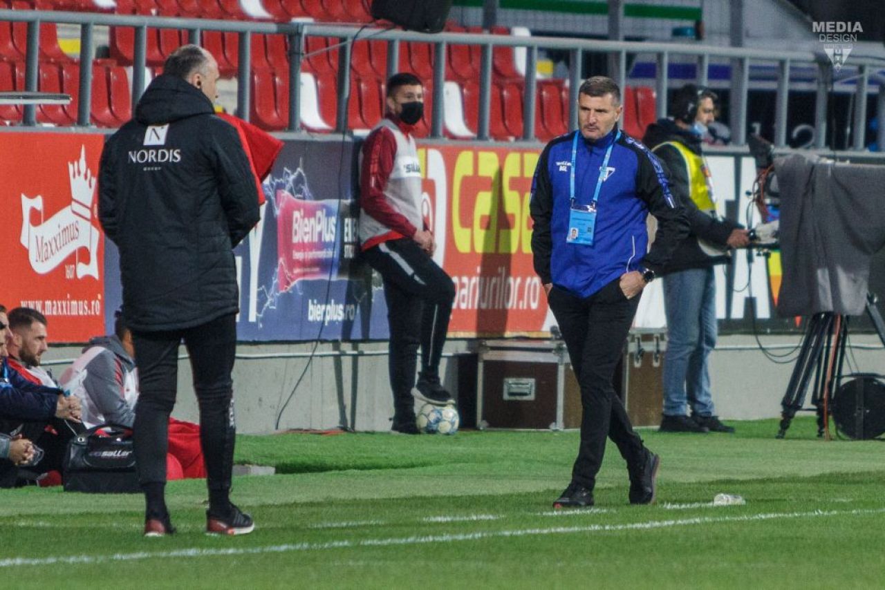 „Copilul meu de 14 ani ar fi dat gol din pozițiile alea!” Discurs dur al lui Balint după înfrângerea cu Chindia_1