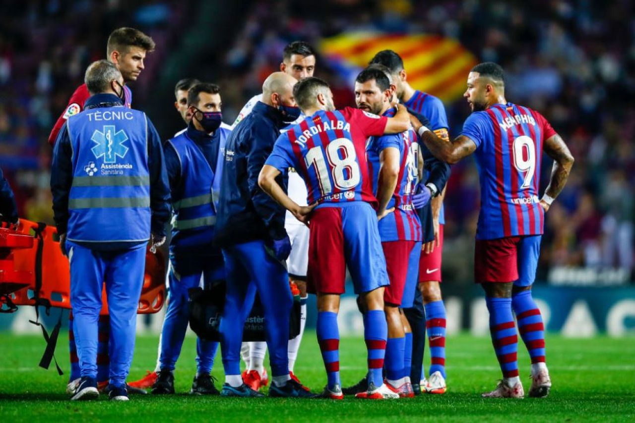 Dezastru pentru Barcelona! Catalanii vor putea conta doar pe Luuk de Jong în atac! Cât va lipsi Kun Aguero _2